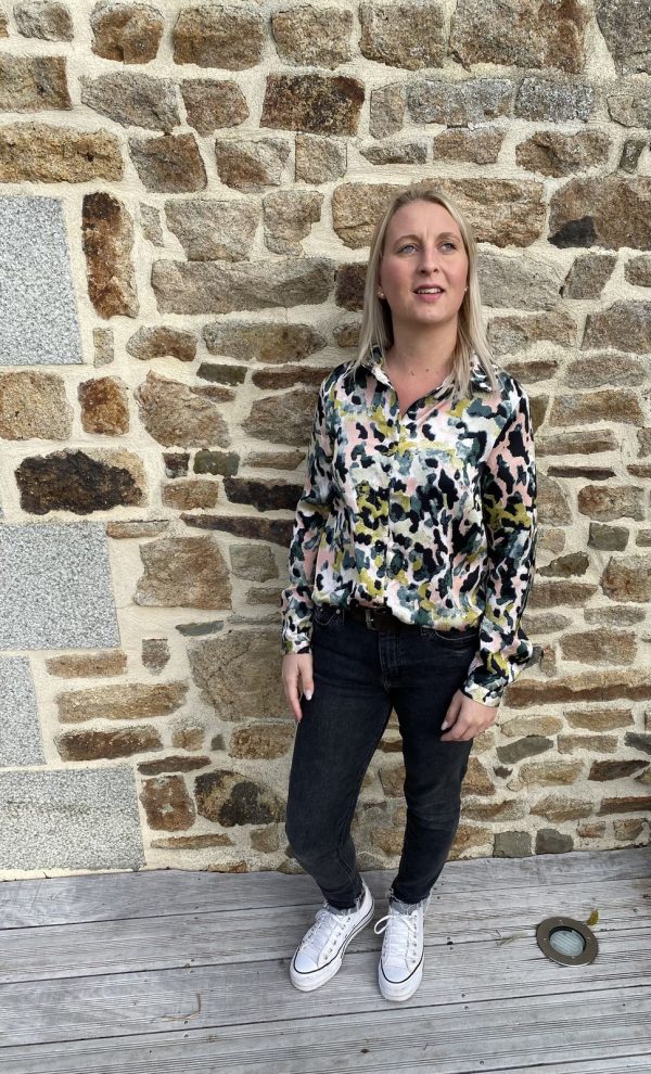 Chemise Jade et pantalon noir