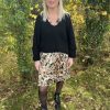 Robe Ela et pull noir