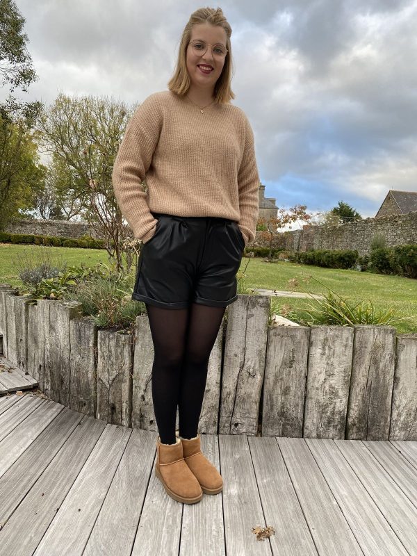 Short Camille