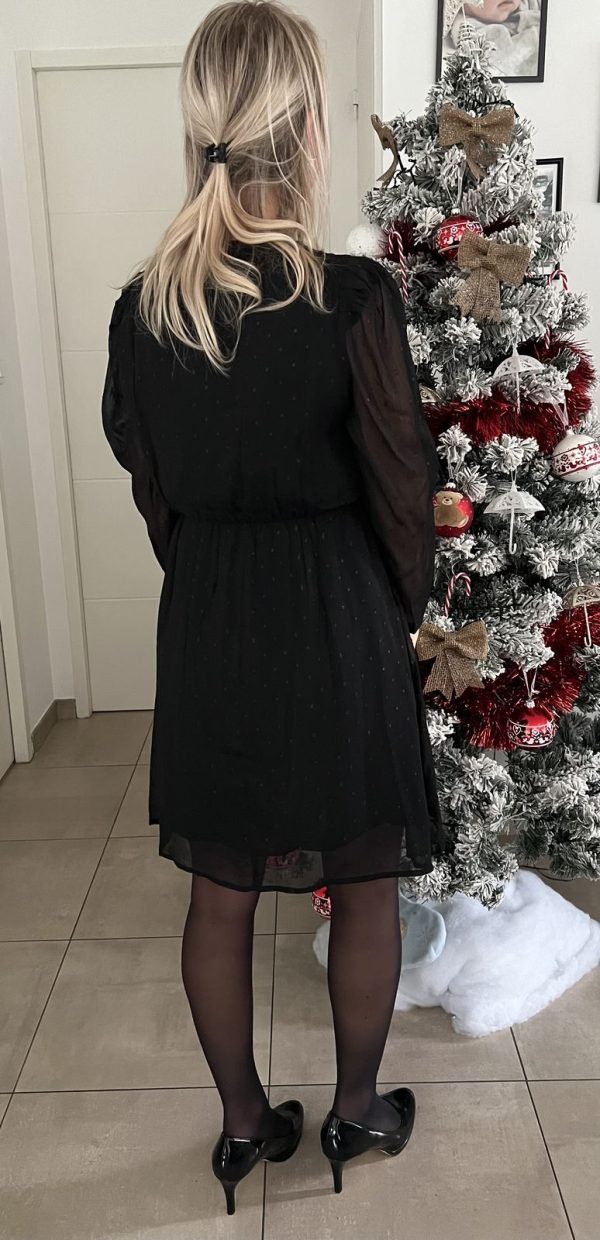 Robe noire "plumetis"
