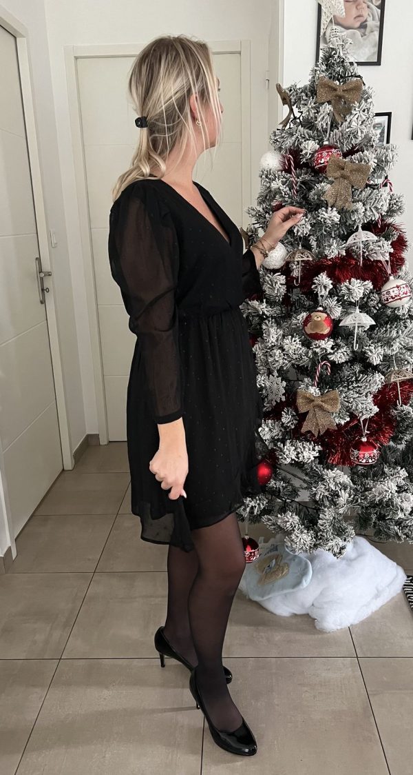 Robe noire "plumetis"