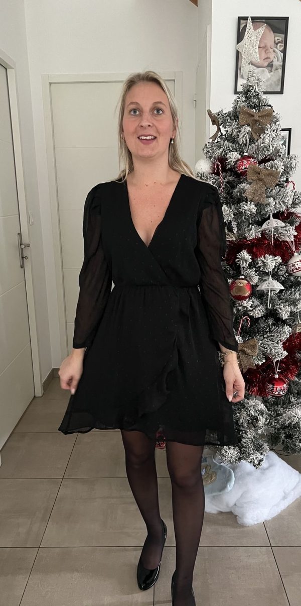 Robe noire "plumetis"