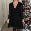 Robe noire "plumetis"