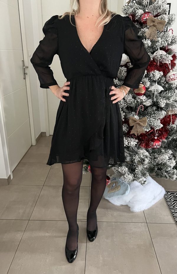 Robe noire "plumetis"