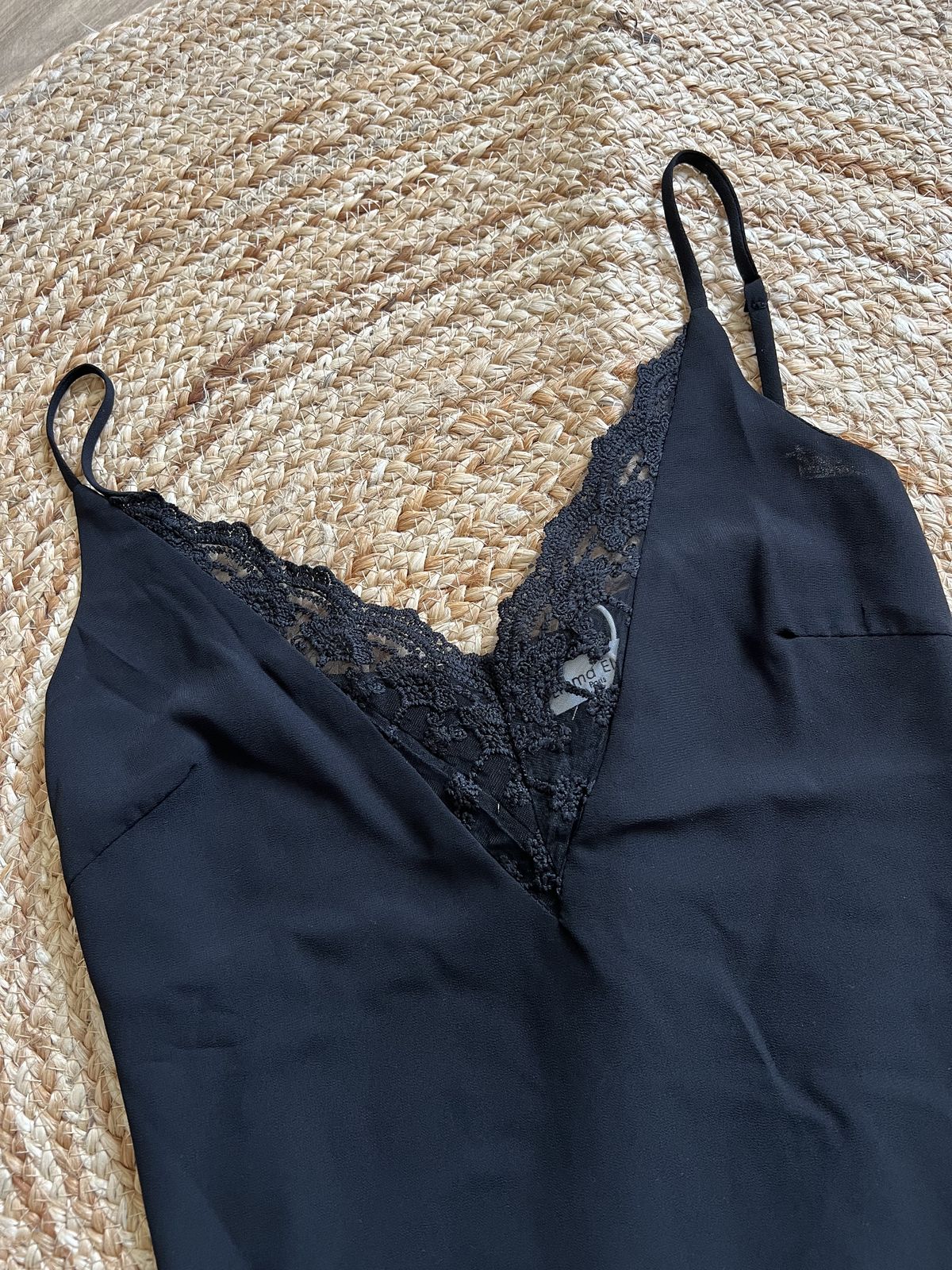 Top noir "dentelle"