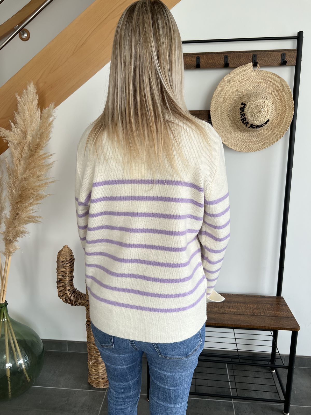 pull rayures lilas de dos