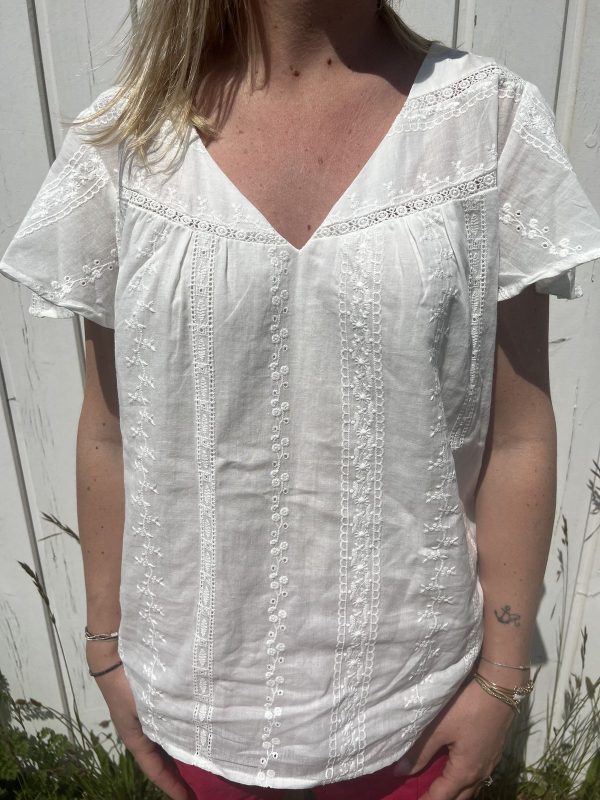 Blouse blanche broderie