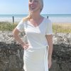 Robe courte blanche cintrée