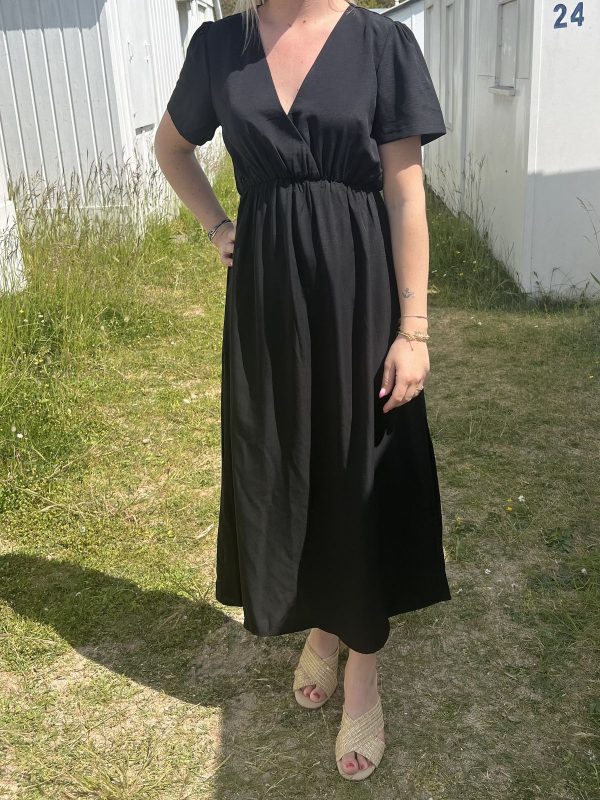 Robe noire midi