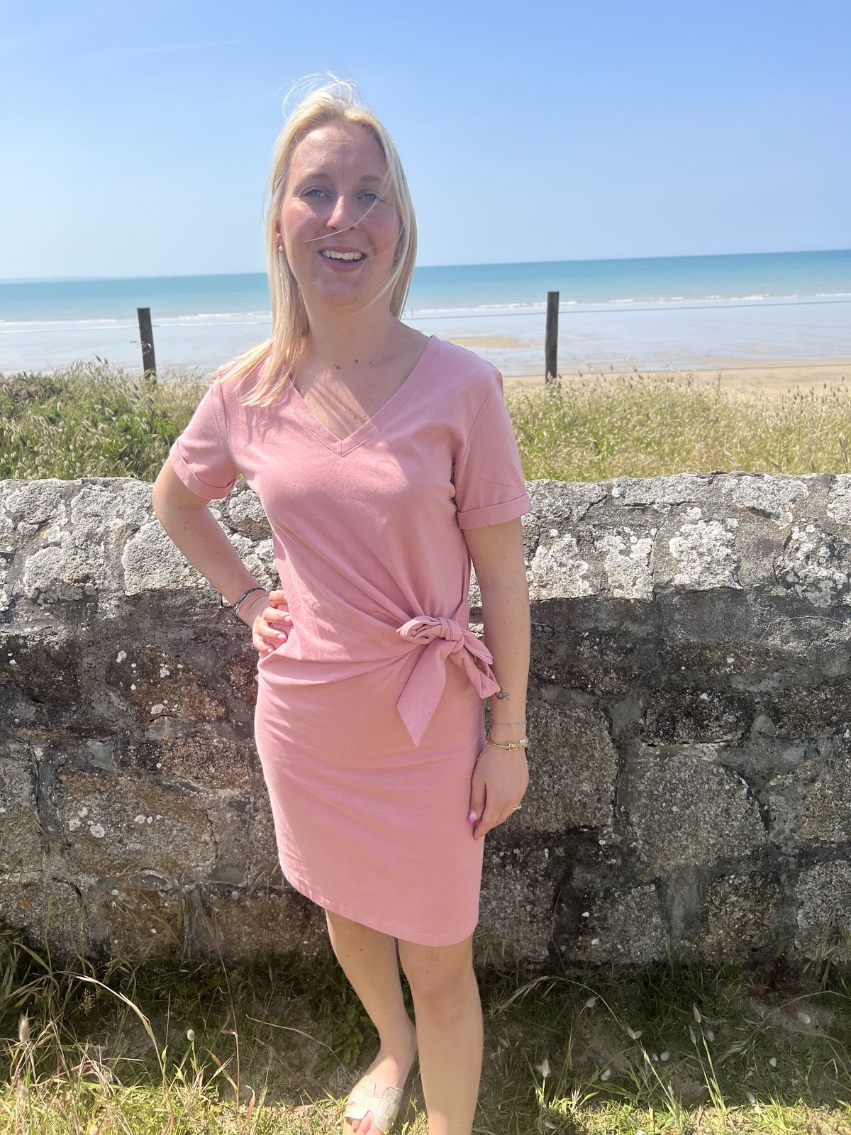 robe rosee robe rose courte cintrée