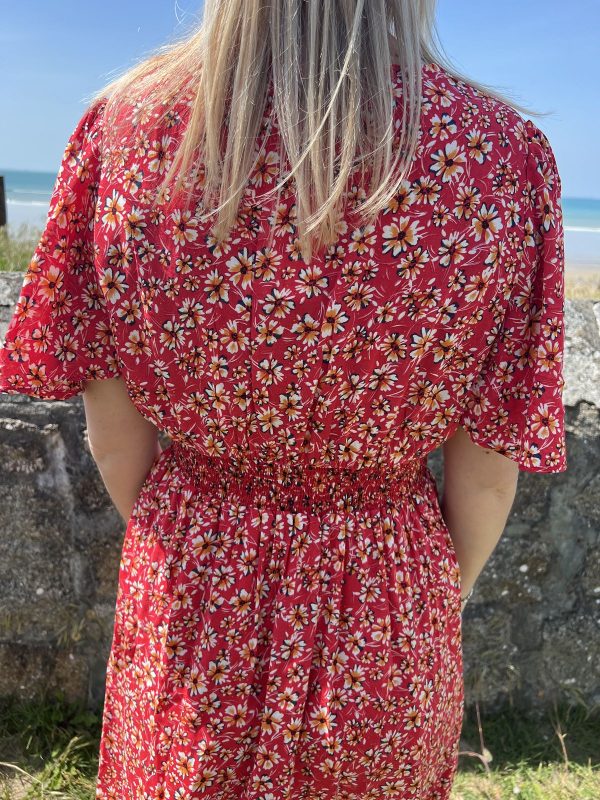 Robe fleurie rouge