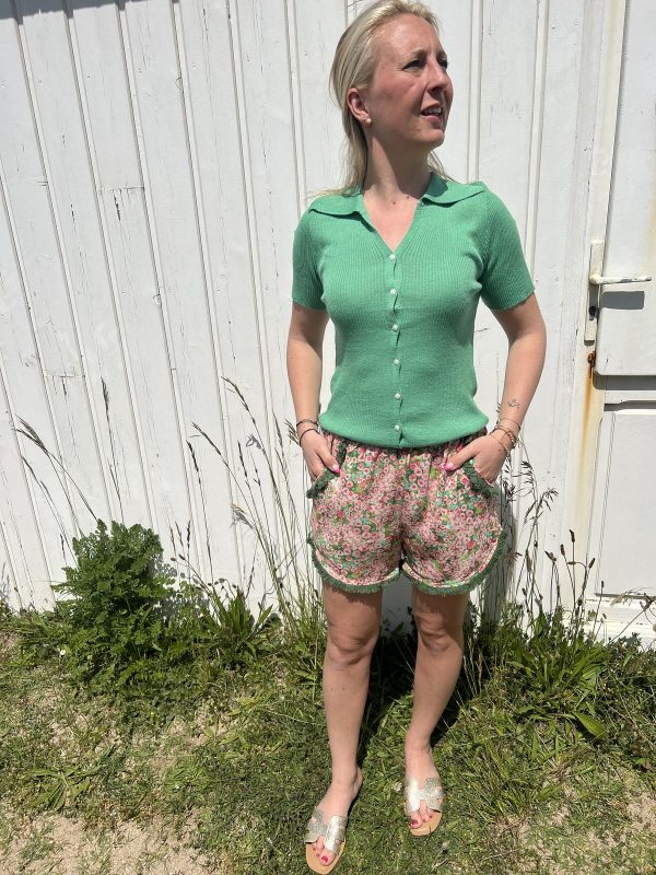 Short fleuri vert