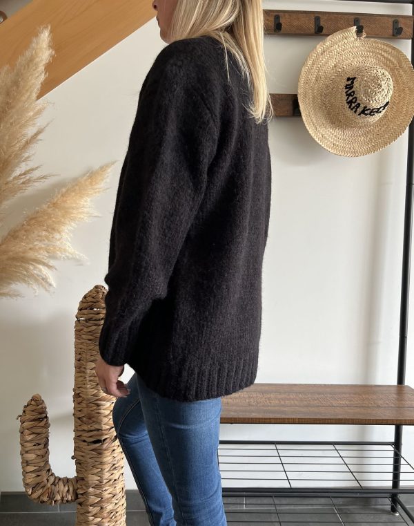 gilet en maille noir de profil