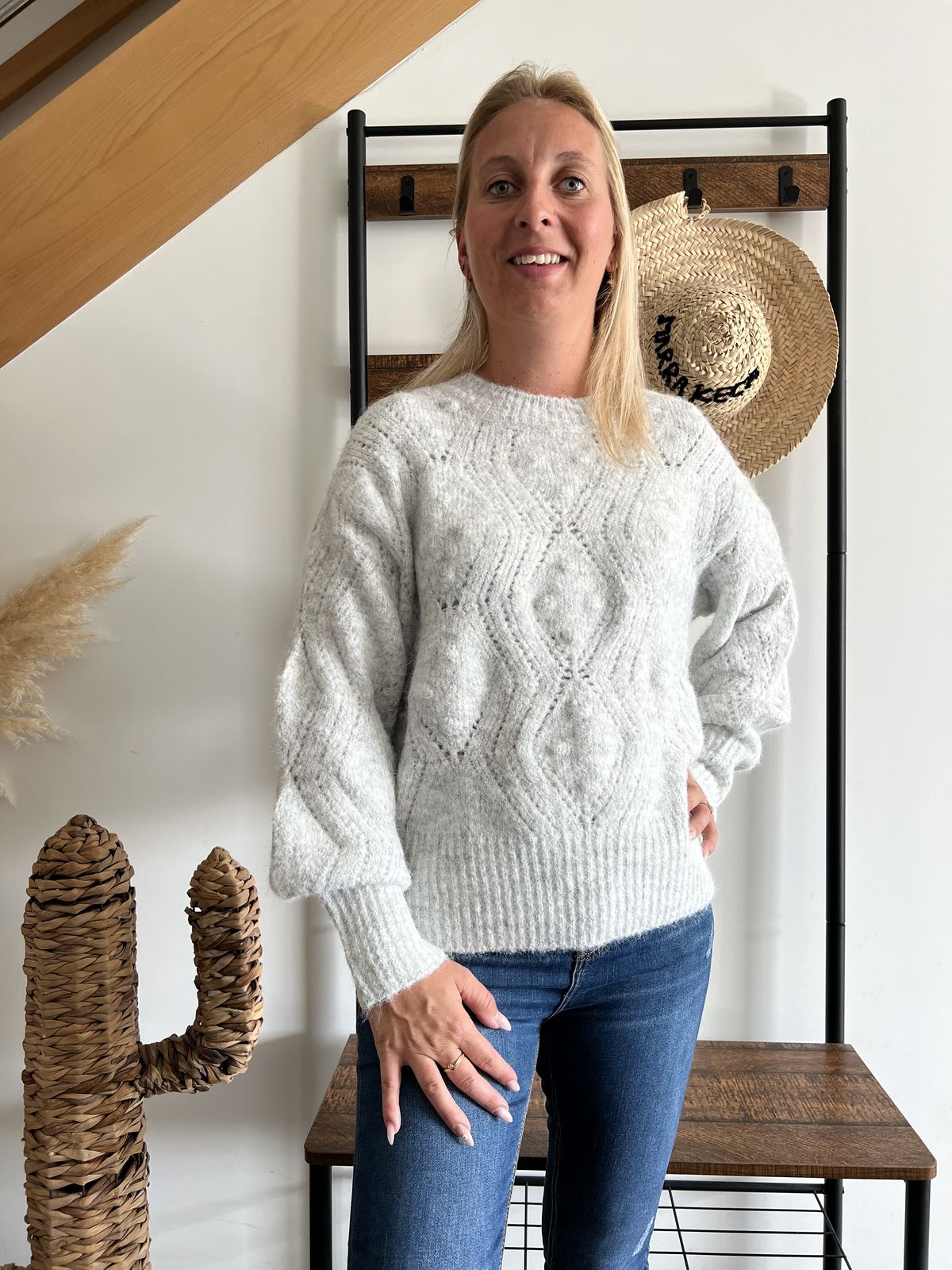 pull gris