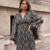 robe beige et noir