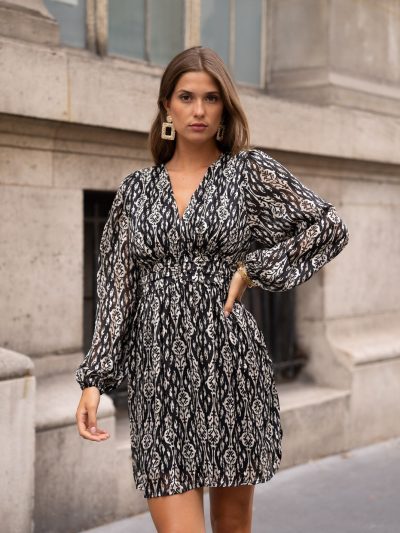 robe beige et noir