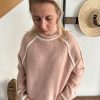 pull rose et blanc