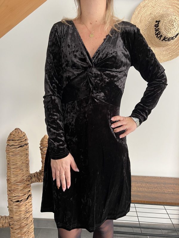 Robe en velours noir