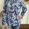 Blouse bleu et blanche