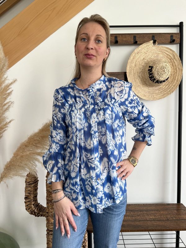 Blouse bleu et blanche