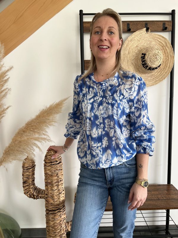 blouse bleu et blanche