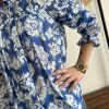 Blouse bleu et blanche