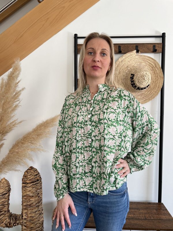 Blouse verte à imprimé floral