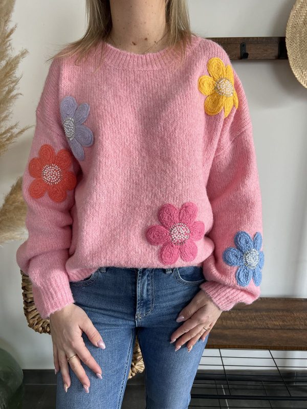 pull rose à fleurs