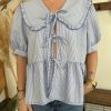 blouse bleu col claudine