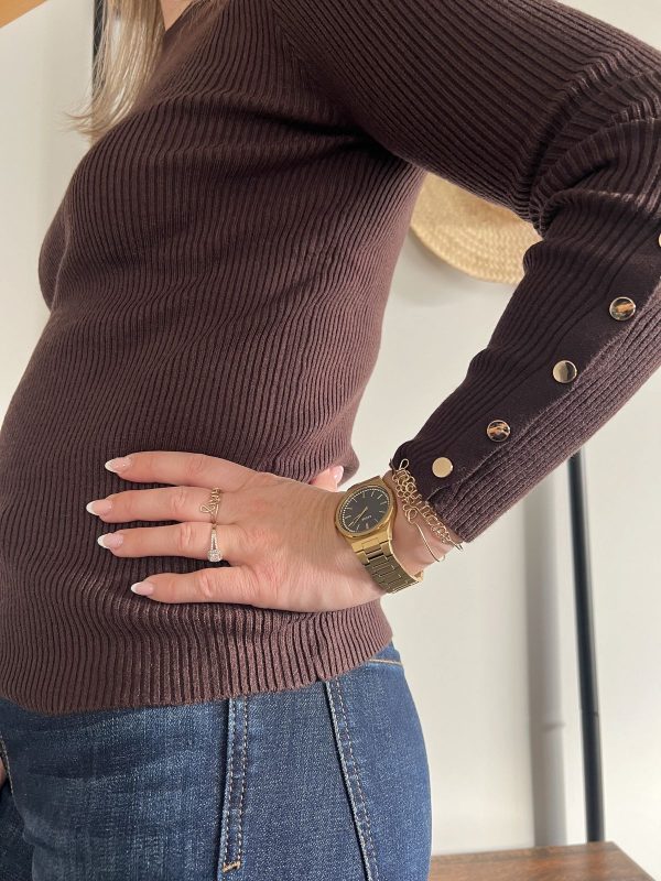 pull pour femme en maille côtelée marron
