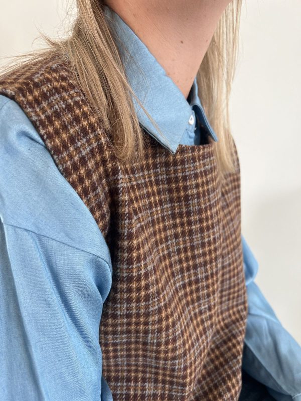 pull sans manches carreaux
