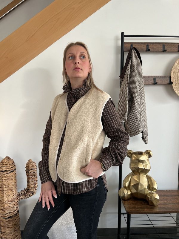 Gilet mouton sans manches beige
