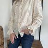 Chemise en broderie anglaise écru
