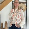Veste sans manches floral avec chemise en broderie anglaise