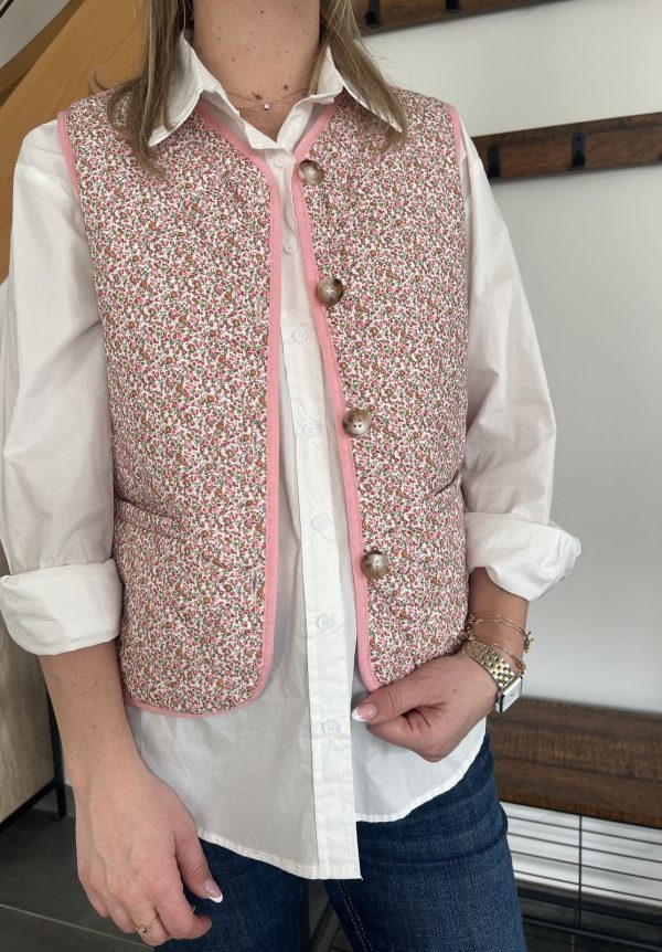 veste sans manches fleurie rose