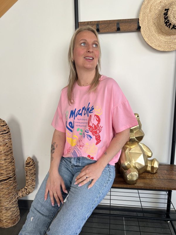 T-shirt rose le marché