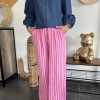 Pantalon rayé rose