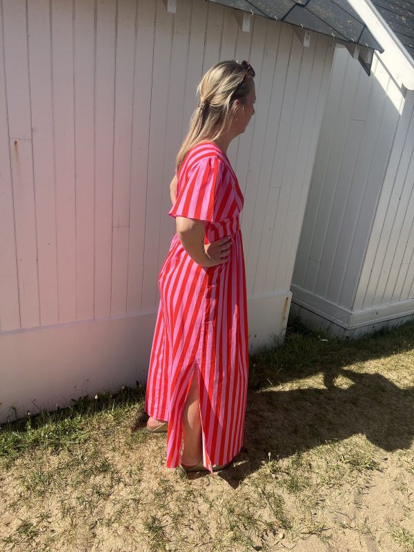 Robe longue à rayures